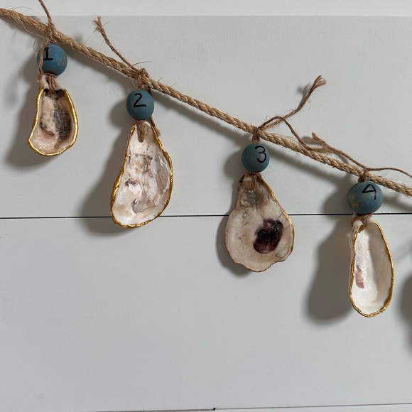 Christmas Advent Countdown Set of 12 Oyster Shells 🎁Wrapped Gives Back🎗️ - Picture 6 of 10